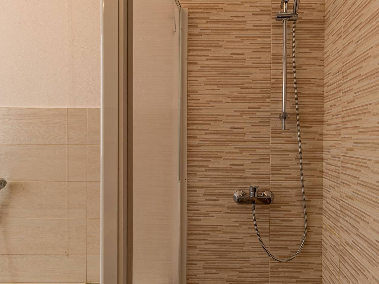 Ganze Wohnung, Gaggetto in Laveno-Mombello, Lago Maggiore (Lombardei)