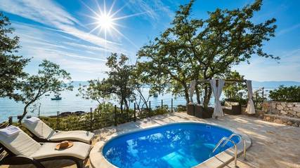 Bungalow für 5 Personen in Njivice, Krk, Bild 1