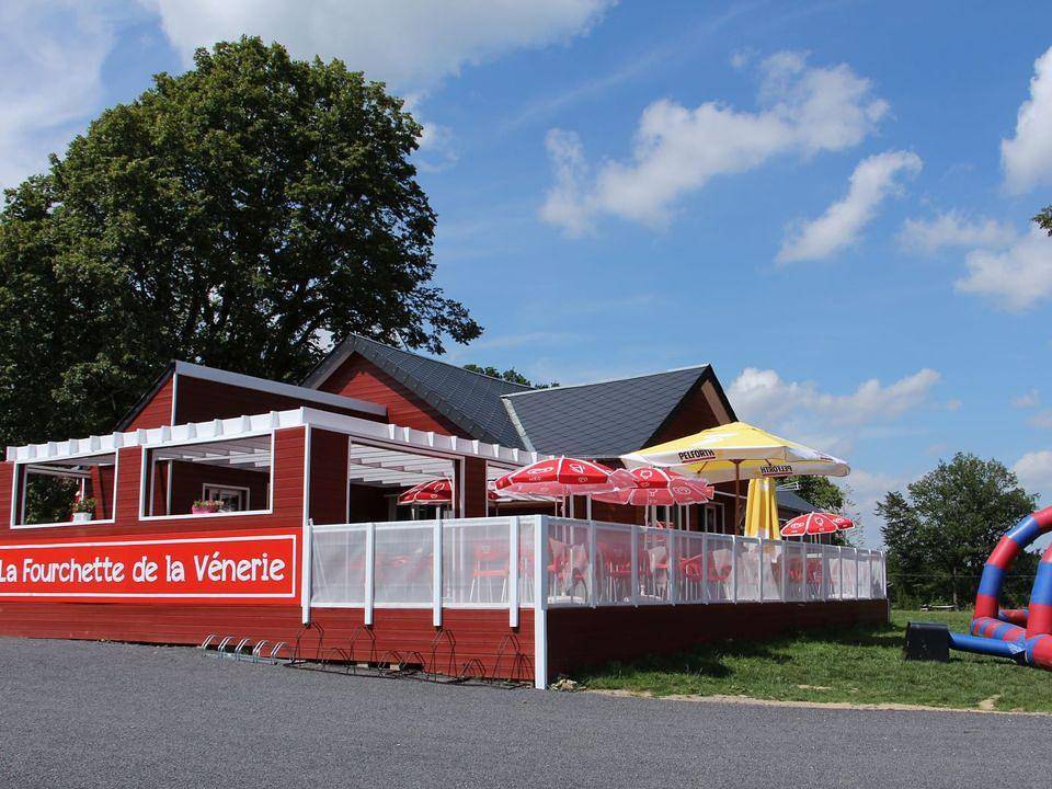 Arden Parks - Signy l'Abbaye — Camping Place  in Signy-l'Abbaye, Ardenas
