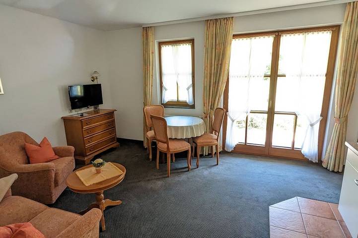 Ferienwohnung für 3 Personen, mit Terrasse und Garten in Sorge