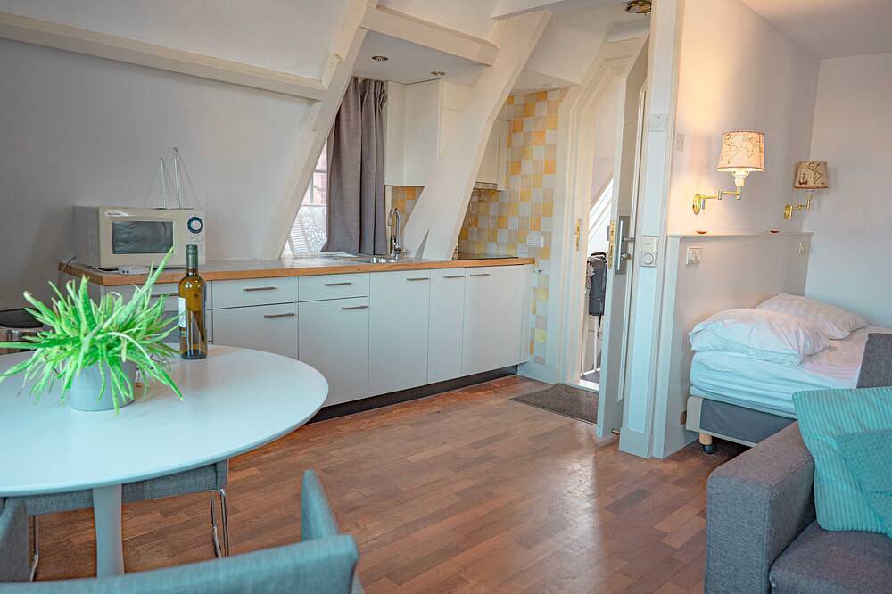 Your Star Apartments Berkenbosch G in Scheveningen, Den Haag