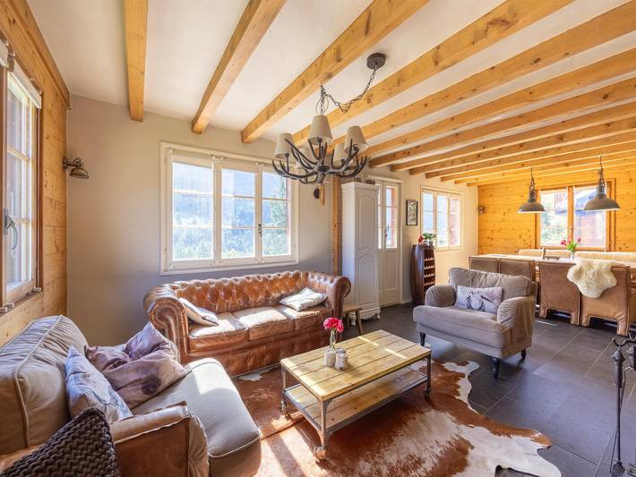 Ferienhaus für 8 Personen, mit Balkon und Terrasse sowie Ausblick im Wallis - 2