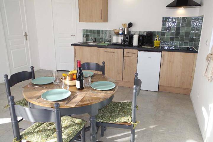 Appartement entier, Les Blés d'Or - Parking privé, Terrasse, Clim, Netflix, Au Calme in Hem-Lenglet, Département Nord