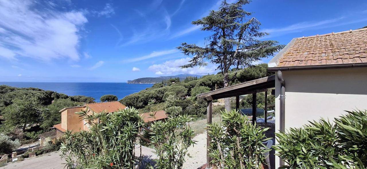 Villa in Madonna delle Grazie, Capoliveri