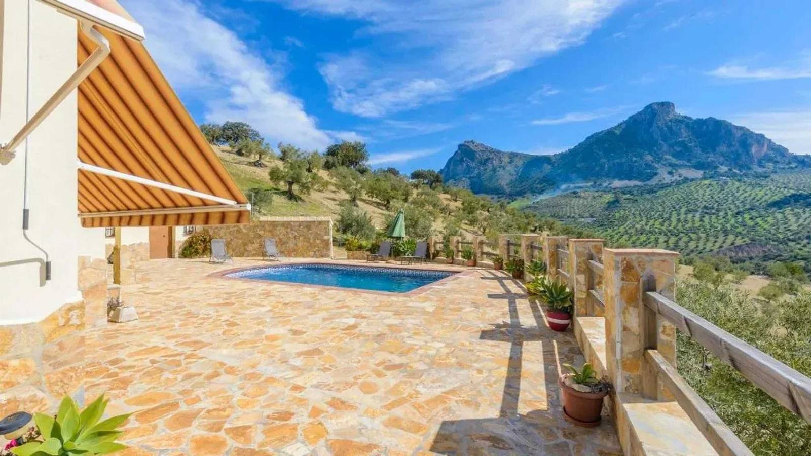Komfortables Chalet in El Gastor mit Privatpool in El Gastor, Pueblos Blancos