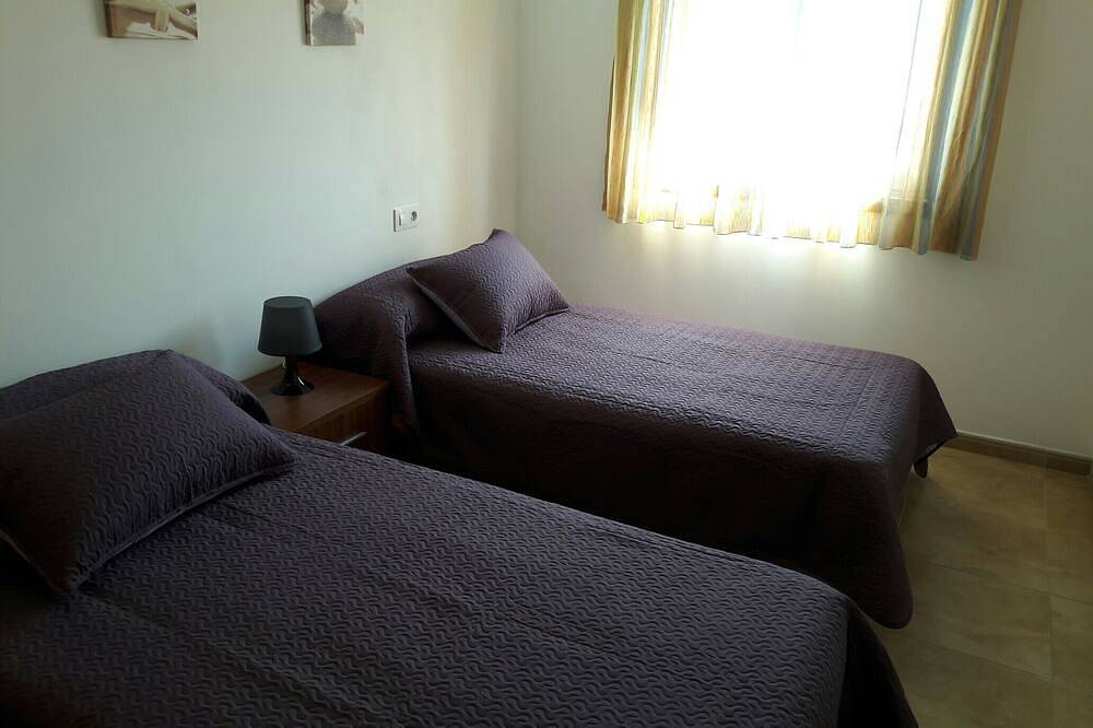 Entire apartment, Beautiful Sea And Mountain. in Cariño, Galician Coast