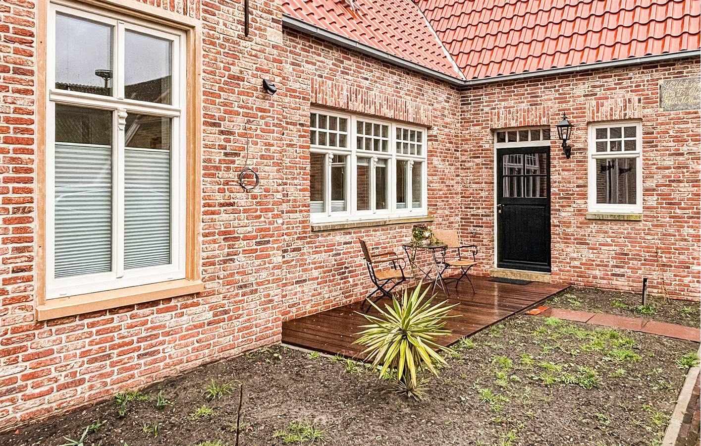 Geräumige 150 m² große Wohnung mit Terrasse, 1,5 km vom Stadtzentrum von Wiltshauserhörn entfernt in Detern, Nordseeküste