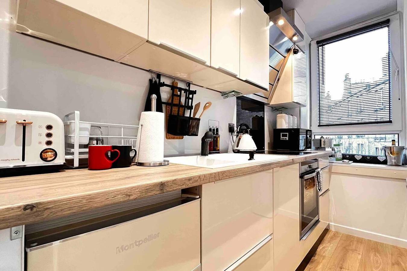 Geheel vakantieappartement, 1-Bed Apartment Sleeps 2 -Free Parking -Wifi & Tv in Dundee, Angus