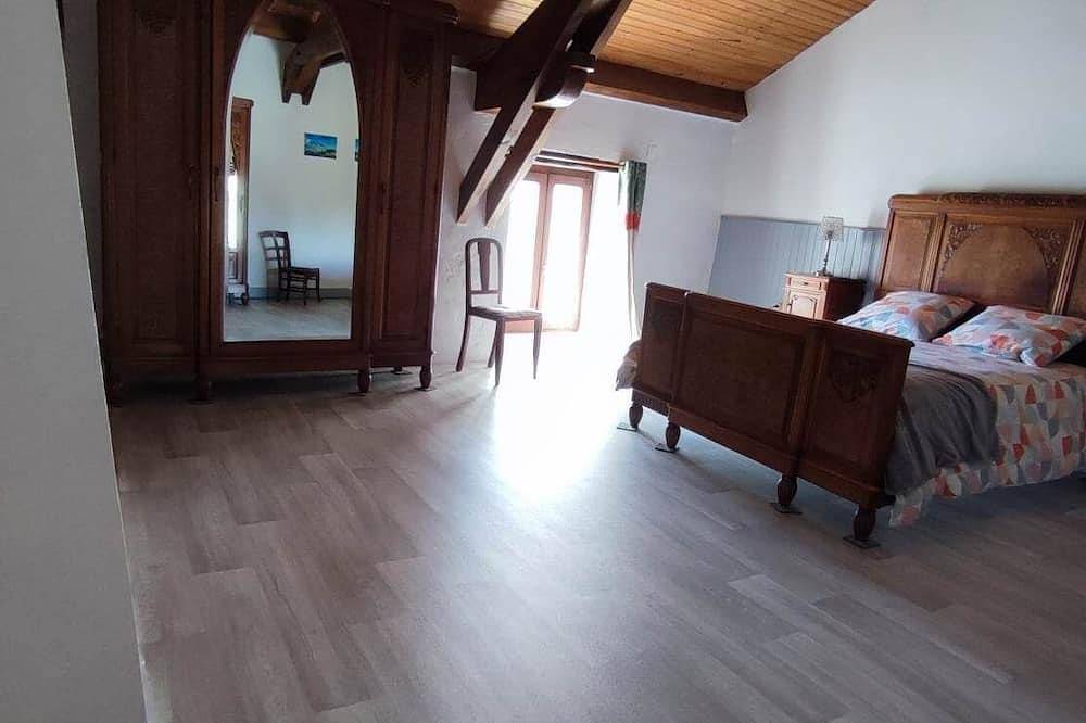 Maison de village in Magneux-Haute-Rive, Montbrison
