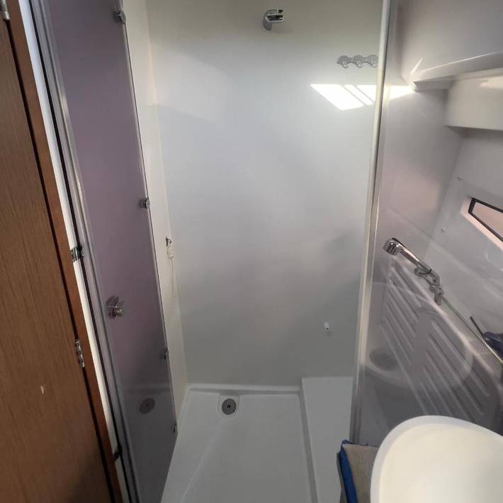 Bateau pour 4 personnes, avec vue en Provence-Alpes-Côte d'Azur - 3