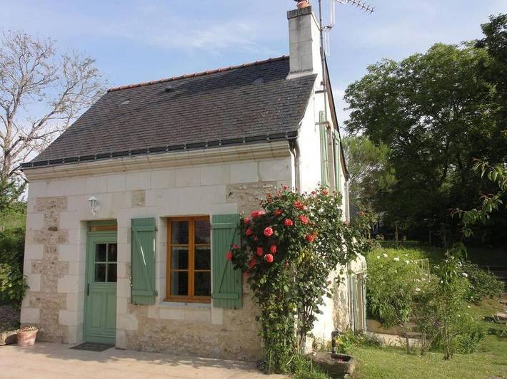Location de vacances pour 2 personnes, avec Terrasse et Jardin à Gennes
