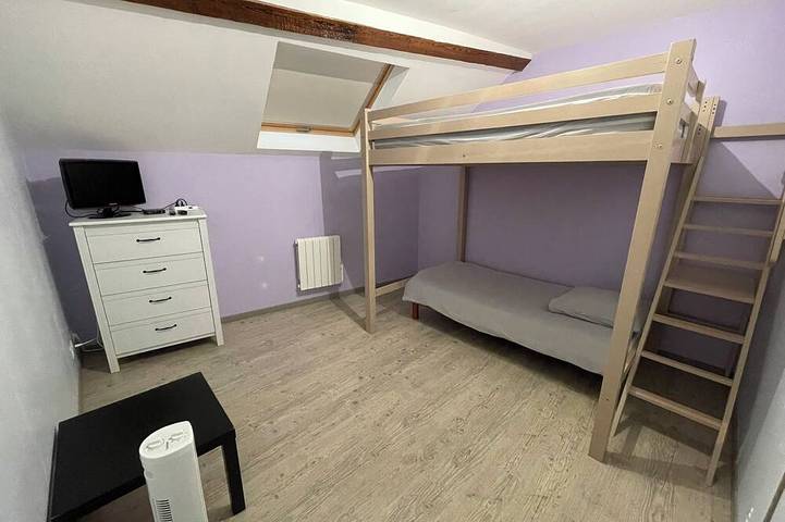 Location de vacances pour 6 personnes, avec jardin et terrasse dans Pougny - 3