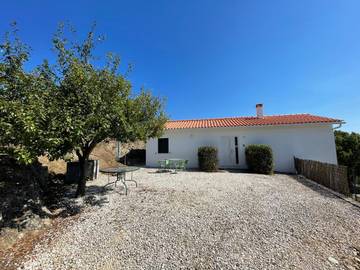 Gîte pour 4 personnes, avec vue et terrasse à Vila de Rei