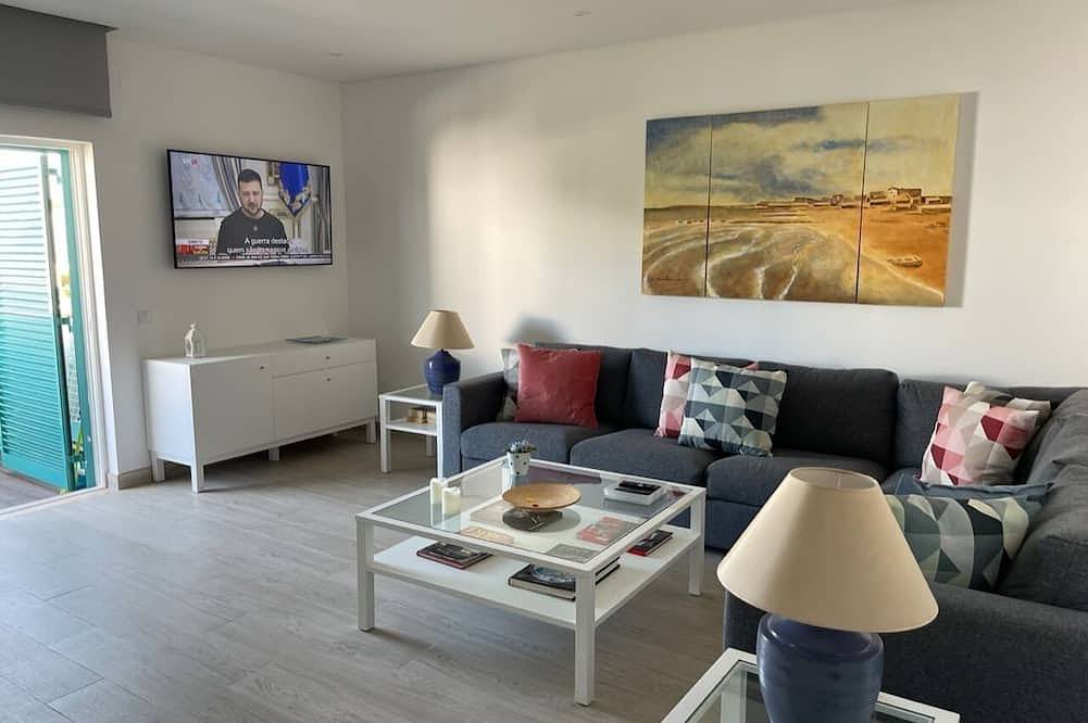 Ganze Wohnung, 2 Bedroom Luxury Apartment at Prainha Resort - 5 minutes walk from the beach in Praia da Prainha, Alvor