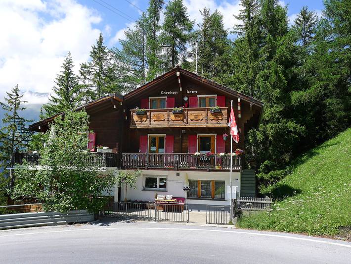 Gîte pour 4 personnes, avec Balcon ainsi que Terrasse et Vue à St. Niklaus