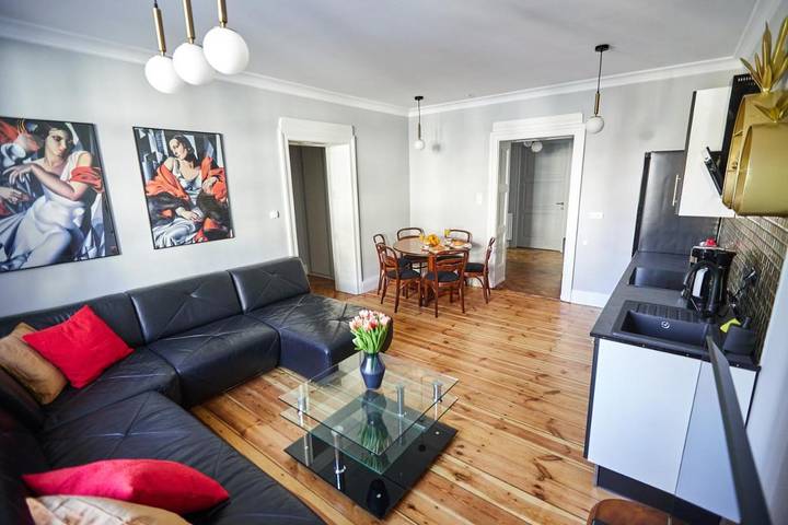 Apartament wakacyjny dla 6 osób, z balkon w Chorzów