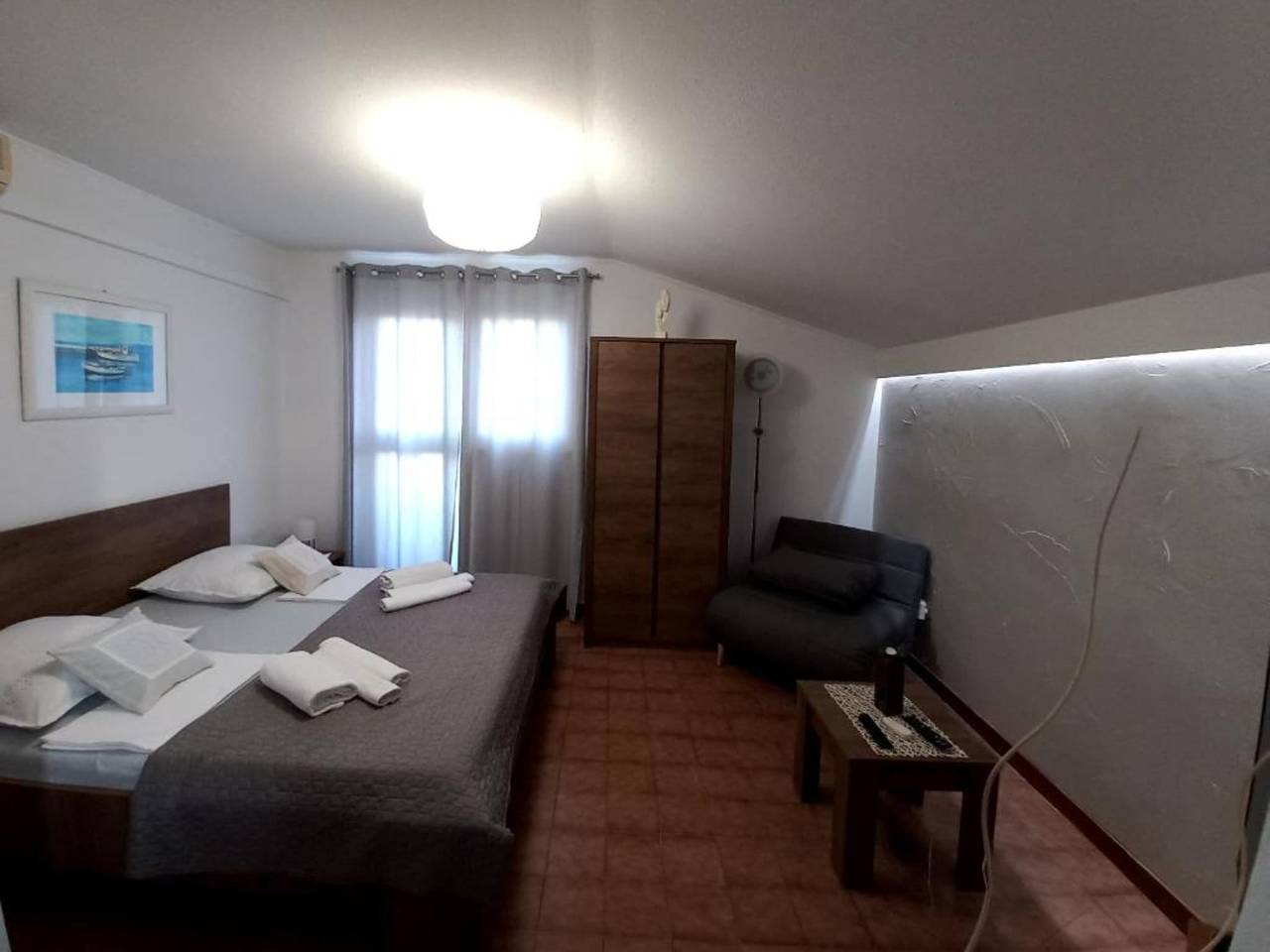Ganze Wohnung, Pansion Stones Murter - Doublr Room ( A6 ) in Općina Murter-Kornati, Murter