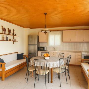 Apartment for 8 People in Halkidiki, Photo 1