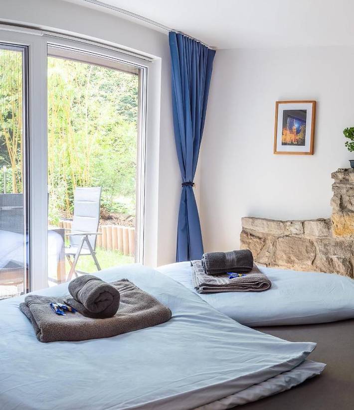 Ferienwohnung für 3 Personen, mit Balkon und Terrasse sowie Garten in Westend Berlin
