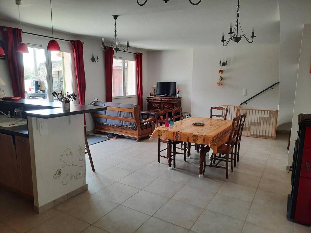 Maison au coeur d'un domaine viticole in Cornillon, Nimes und Umgebung
