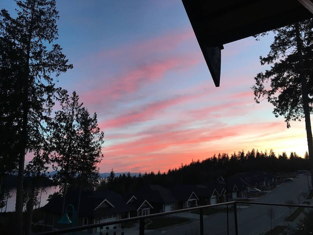 Fun Suite zwischen zwei Gewässern in Sechelt, Sunshine Coast Regional District