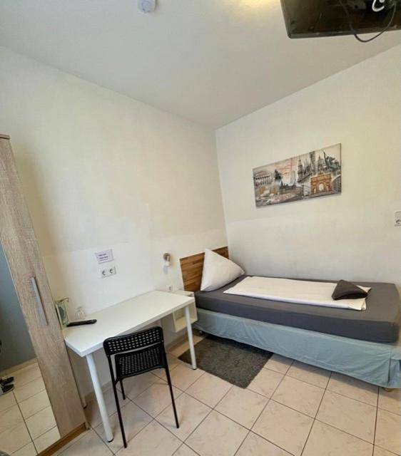Hôtel pour 3 personnes, avec jardin et terrasse à Offenbach - 4