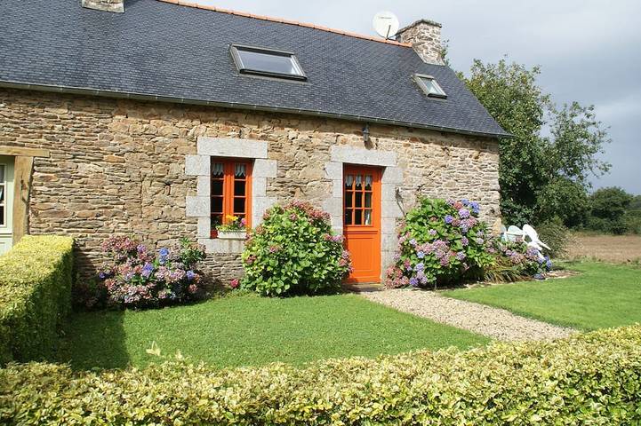Gîte pour 3 personnes, avec jardin et terrasse, animaux acceptés - 1