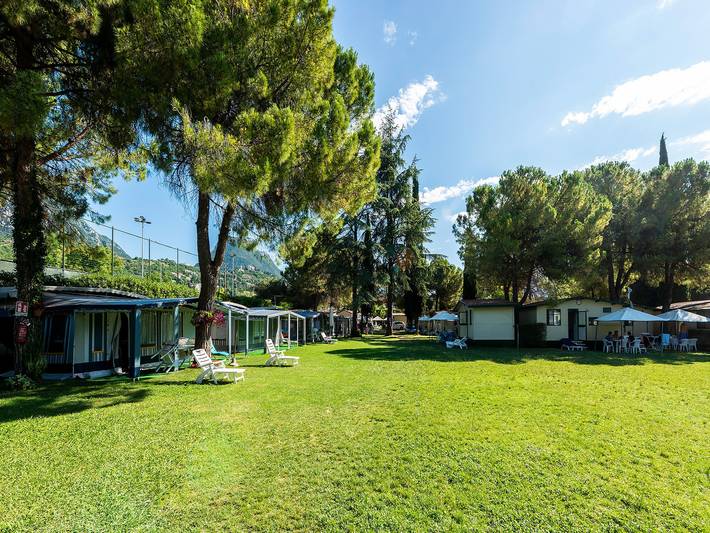 Bungalow für 5 Personen, mit Terrasse und Pool in Toscolano-Maderno - 4