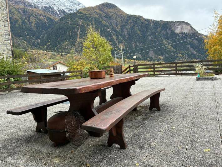 Gîte pour 4 personnes, avec terrasse et vue à Sondalo