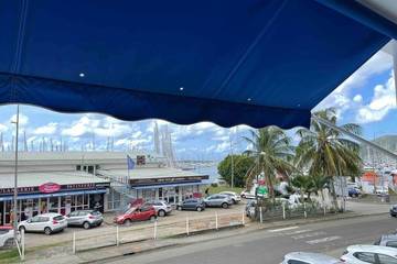 Gîte pour 3 personnes, avec terrasse et vue dans Marina du Marin