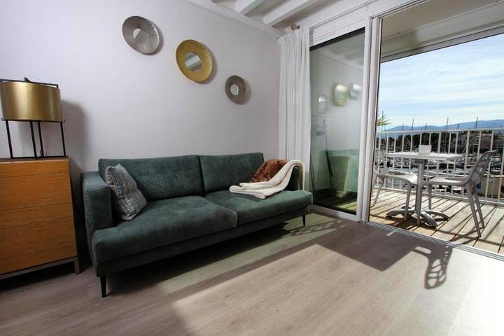 Location de vacances pour 6 personnes, avec vue et jardin, animaux acceptés dans Port De Saint Cyprien - 3