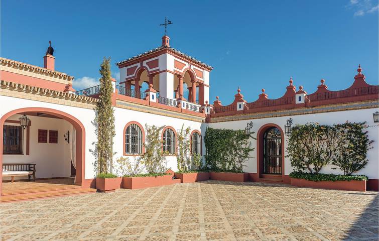 297sqft Wohnung mit AC, Pool & Terrasse in El Garrobo, Sevilla Provinz