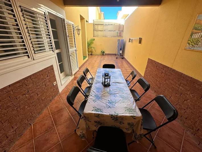 Ferienhaus für 10 Personen, mit Terrasse und Garten