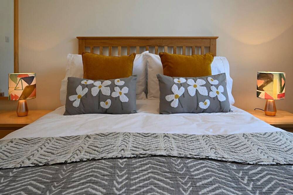 Entire apartment, Old Whisky Distillery Apartment in Fort William in Nevis Range, Fort William