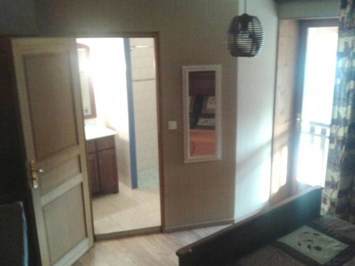 Chambre d’hôte pour 6 personnes, avec jardin ainsi que terrasse et vue dans l' Ain - 4