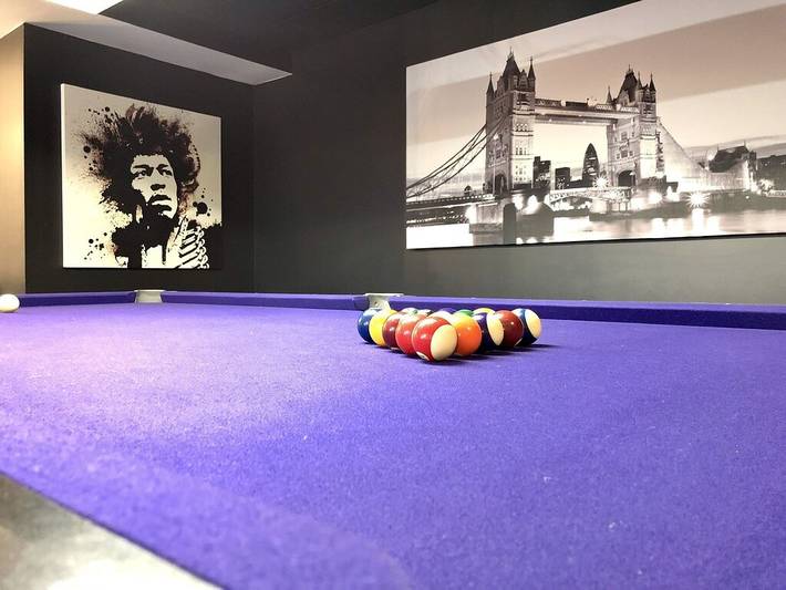 Vacation rental for 10 people, with hot tub and garden in Quebec City