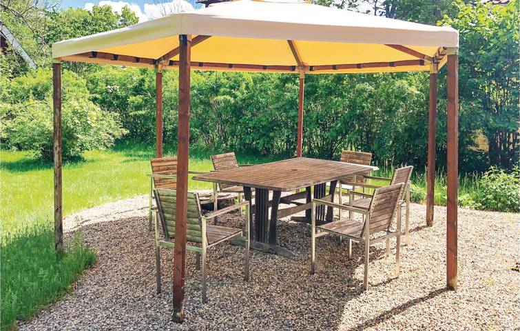 Ferienhaus für 7 Personen mit Terrasse in Lindesberg, Örebro und Umgebung