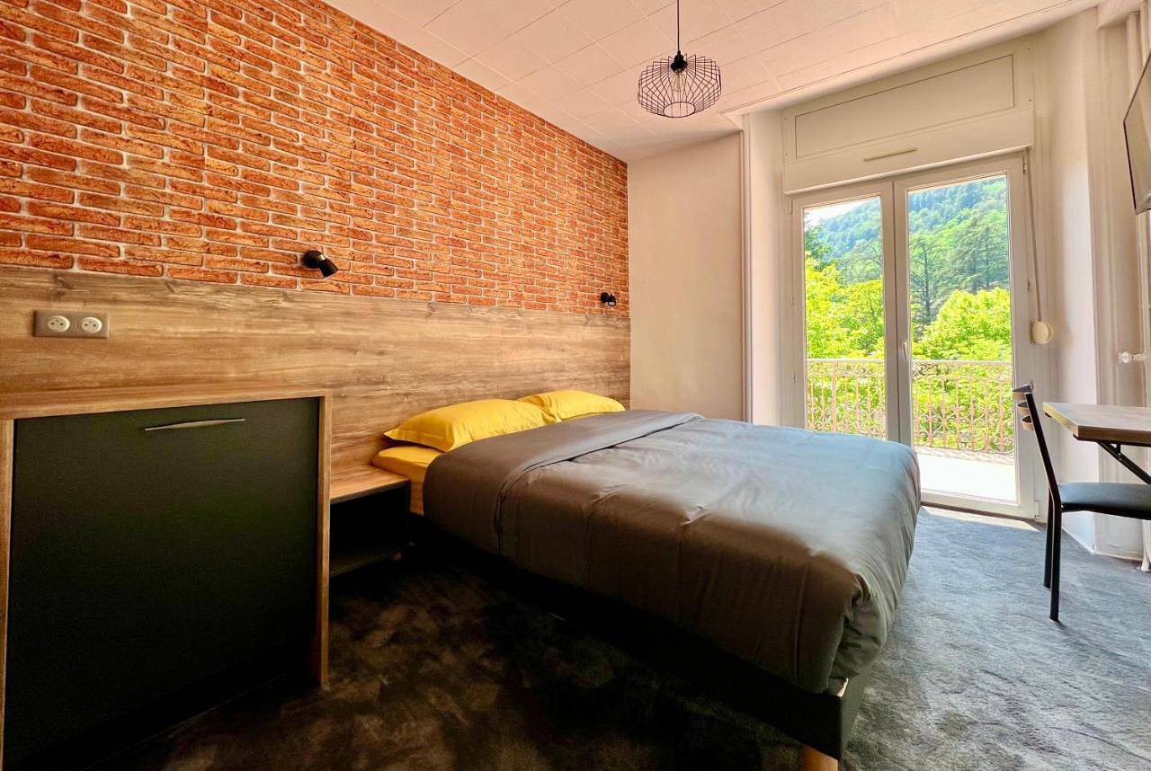 Appart'hôtel Les Célestins in Vals-les-Bains, Parc naturel régional des Monts d'Ardèche