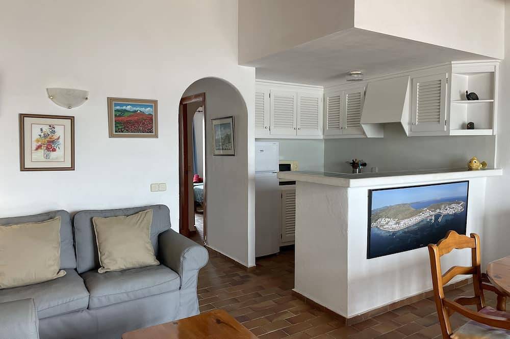 Entire apartment, Apartment in Fornells in Fornells, Es Mercadal