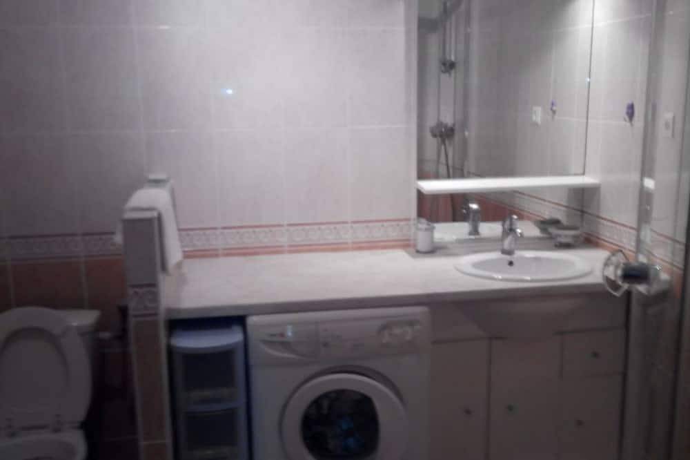 Apartamento entero, Loue Agréable T2 Avec Piscine 2/4 Pers in Souillac, Lot