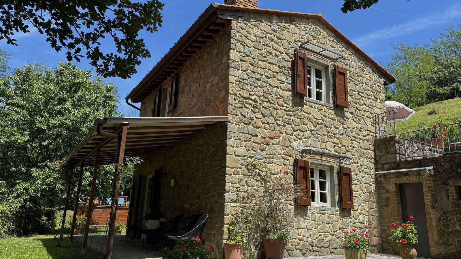 Bauernhaus für 6 Personen mit Pool in Pescia, Pistoia Provinz
