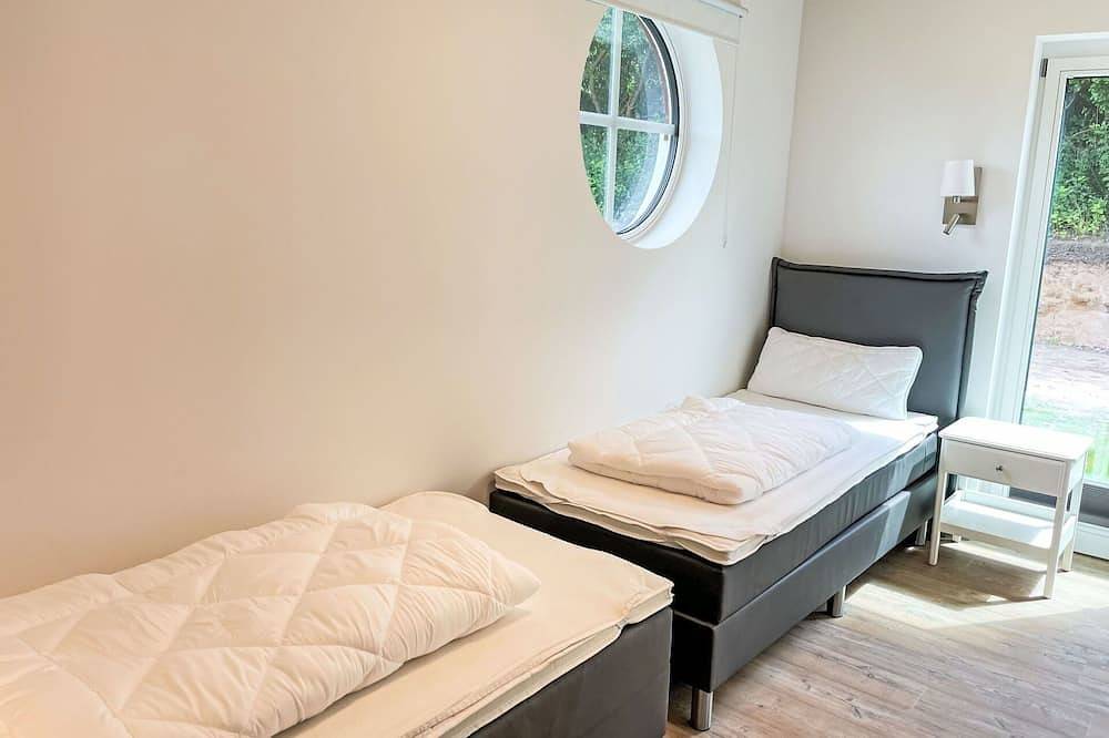 Ganze Wohnung, Gemütliche Wohnung für 4 Personen mit  W-Lan, Pool, Tv, Terrasse und Haustiere erlaubt in Hechthausen, Cuxland