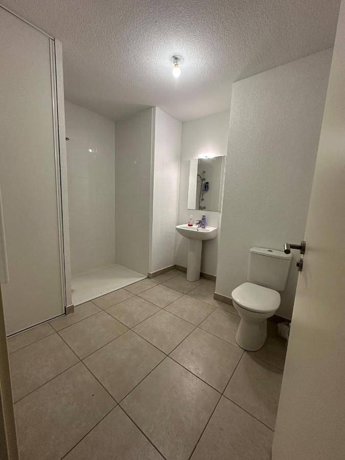 Gîte pour 4 personnes, avec terrasse à Baillargues - 2