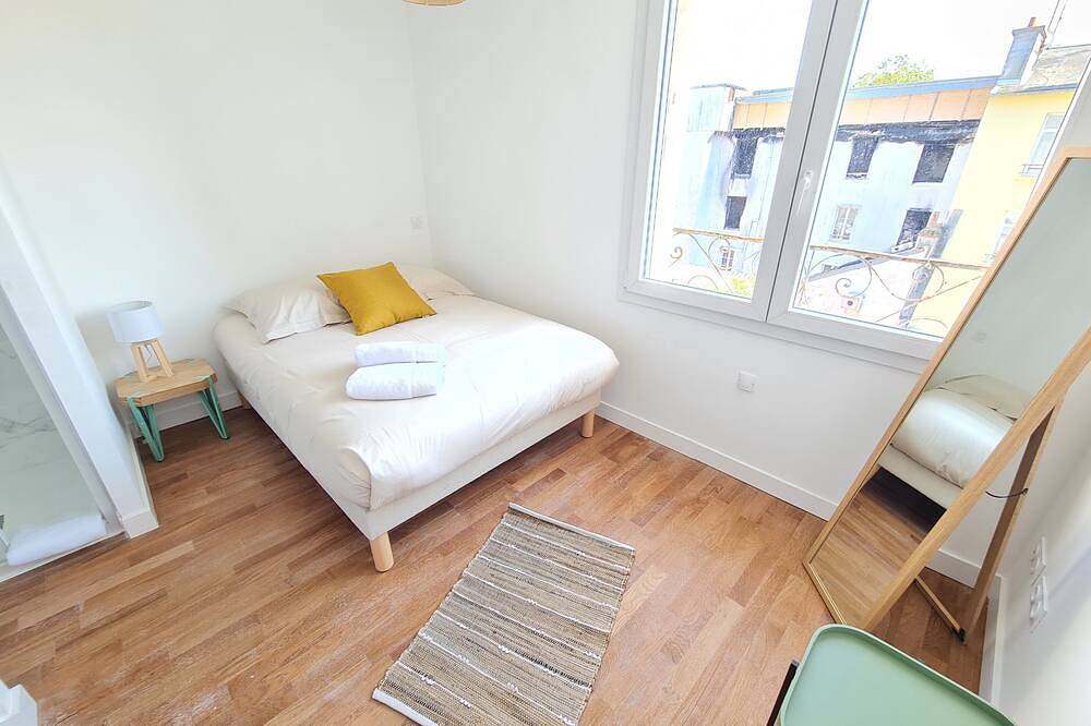 Appartement entier, Le Poulorio 7 - T2 - Proche Gare in Lorient, Côte des Mégalithes