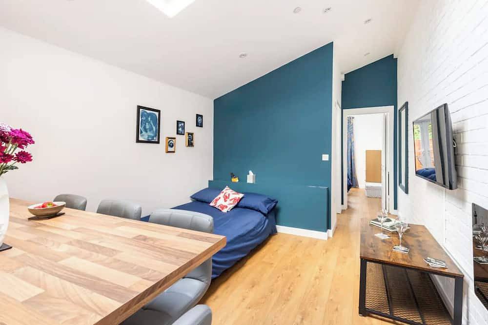 Entire apartment, Windsor Home with Free Parking in Windsor, Berkshire