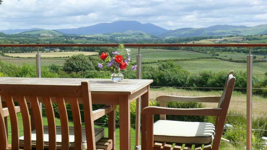Alojamiento y desayuno para 2 personas, con vistas y jardín - 1