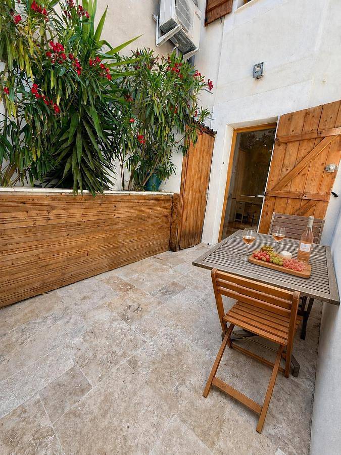 Gîte pour 4 personnes, avec balcon dans Bram - 4
