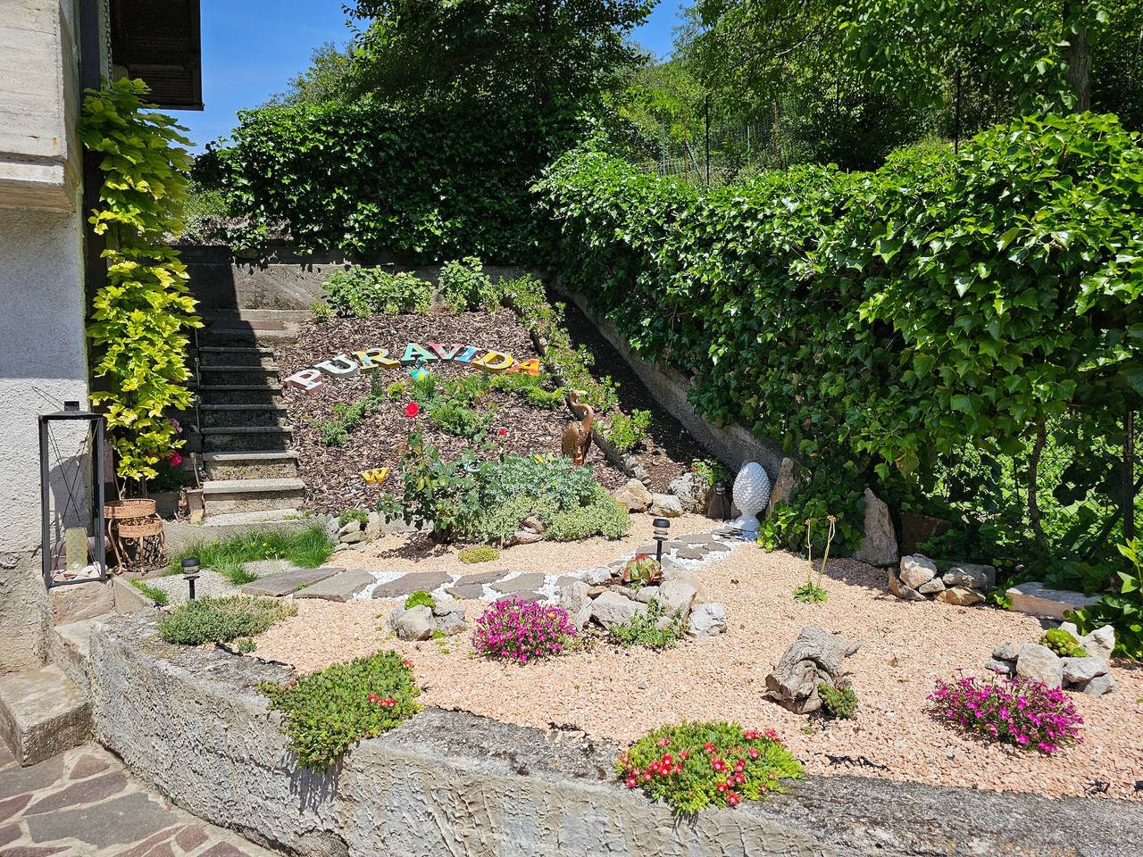Ganze Wohnung, Ferienhaus 'Puravida 4seasons - Nature Hideaway' mit Bergblick, Terrasse & Wlan in Provaglio Val Sabbia, Gardasee-Berge
