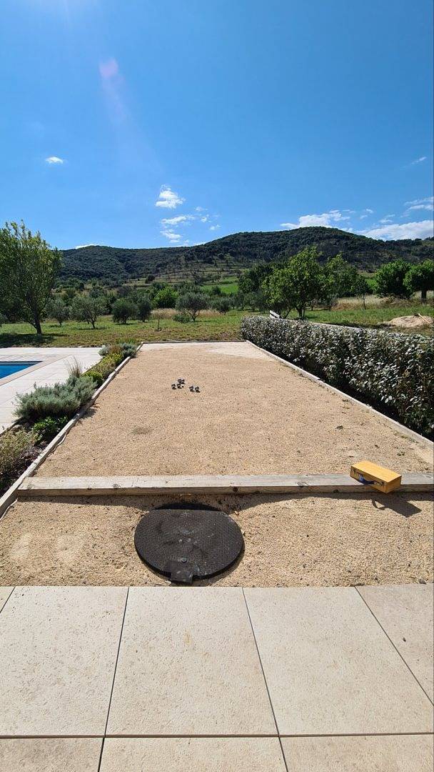 Gîte pour 4 personnes, avec piscine ainsi que terrasse et jardin à Lagorce - 3