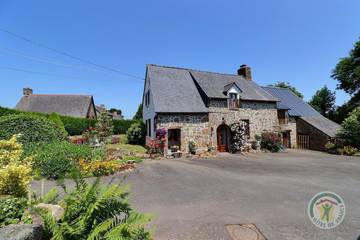 Gîte pour 4 personnes, avec jardin dans Val-Couesnon